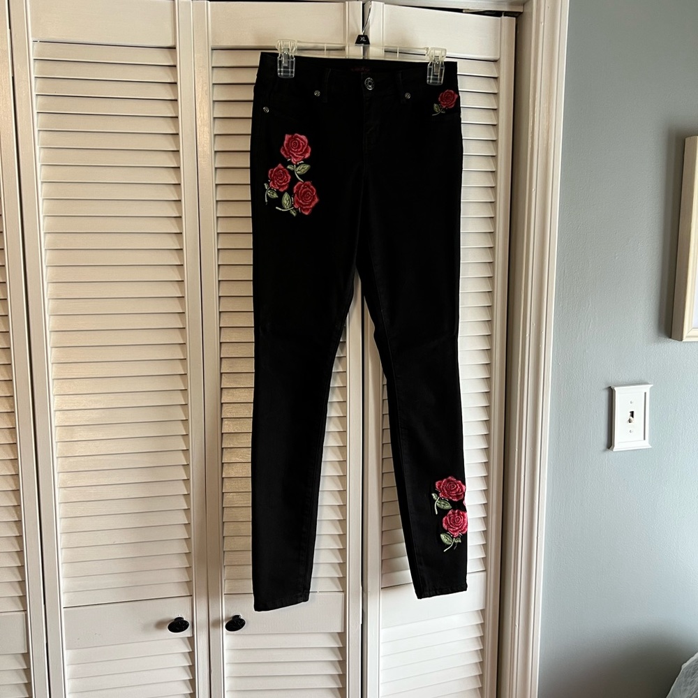 Silver‎ Crush Jeans SZ 1/2